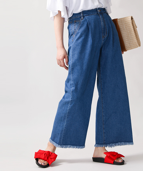 WEGO（ウィゴー）の「WEGO/フリンジデニムワイドパンツ（デニムパンツ・レディース・ライトインディゴブルー/インディゴブルー/ダークインディゴブルー・MEDIUM/LARGE）」の4枚目の写真