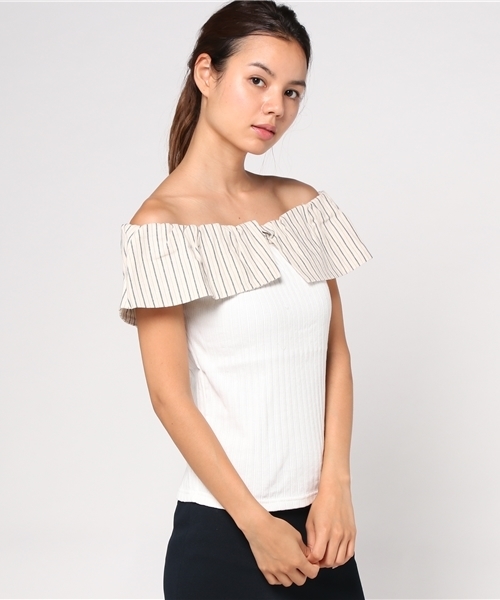 MOUSSY（マウジー）の「WIDE COLLAR OFF SHOULDER TOP（タンクトップ・レディース・ホワイト系その他/ライトブラウン/ブラック・FREE）」の11枚目の写真
