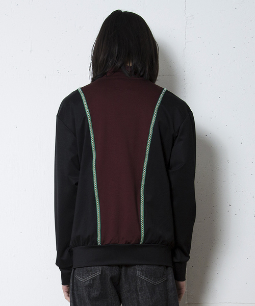 FACTOTUM（ファクトタム）の「【FACTOTUM】ヴィーネポンチトラックブルゾン（ブルゾン・メンズ・ブラック/ベージュ・44/46/48）」の9枚目の写真