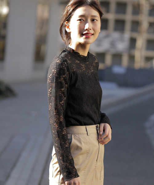 laboratory work（ラボラトリーワーク）の「ハイネックプリーツレースプルオーバー（Tシャツ/カットソー・レディース・ホワイト/ブラック・MEDIUM）」の18枚目の写真