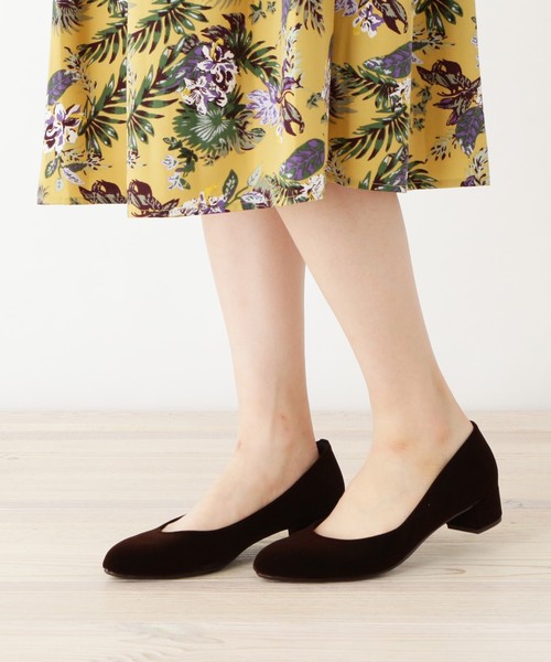 grove(グローブ)の「【3.5センチヒール】ふわっと包まれる、やわここちパンプス(日本製)(パンプス・レディース・ブラック/ブラウン/グレー/レッド/イエロー/グリーン・50/40/25/20/45/30/35)」の12枚目の写真