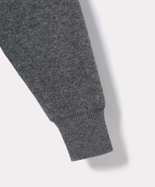 ADAM ET ROPE'（アダムエロペ）の「トラックハーフジップニットプルオーバー（ニット/セーター・メンズ・ダークブラウン/グレー・M/L）」の9枚目の写真