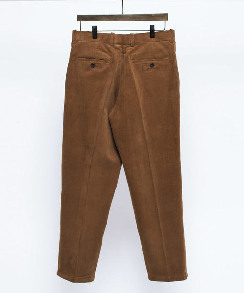 MONO-MART(モノマート)の「マイクロコーデュロイテーパードパンツ(その他パンツ・メンズ・ホワイト/ブラック/ブラウン・S/M/L)」の5枚目の写真