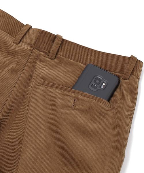 MONO-MART(モノマート)の「マイクロコーデュロイテーパードパンツ(その他パンツ・メンズ・ホワイト/ブラック/ブラウン・S/M/L)」の9枚目の写真