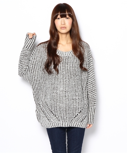 one after another NICE CLAUP（ワンアフターアナザーナイスクラップ）の「【ナイスクラップ】噴水プルオーバー（ニット/セーター・レディース・ブラック/ホワイト系その他/アイボリー・FREE）」の4枚目の写真