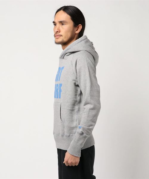 TMT（ティーエムティー）の「VINTAGE FRENCH TERRY HOODIE（GOT SURF）（パーカー・メンズ・トップグレー/ブラック/サックスブルー・LARGE/MEDIUM/SMALL/X-LARGE）」の4枚目の写真