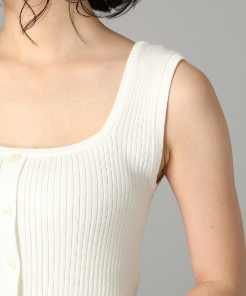 LOWRYS FARM(ローリーズファーム)の「スーピマリブノースリーブ 828800(Tシャツ/カットソー・レディース・ブラック/ベージュ/オフホワイト/カーキ・MEDIUM/LARGE)」の8枚目の写真