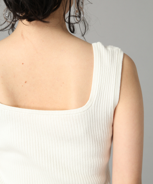 LOWRYS FARM(ローリーズファーム)の「スーピマリブノースリーブ 828800(Tシャツ/カットソー・レディース・ブラック/ベージュ/オフホワイト/カーキ・MEDIUM/LARGE)」の10枚目の写真