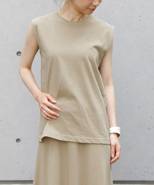 Liesse(リエス)の「コットンノースリーブ(Tシャツ/カットソー・レディース・チャコールグレー/ベージュ/パープル・FREE)」の1枚目の写真