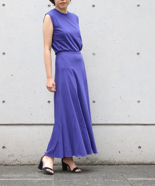 Liesse(リエス)の「コットンノースリーブ(Tシャツ/カットソー・レディース・チャコールグレー/ベージュ/パープル・FREE)」の4枚目の写真