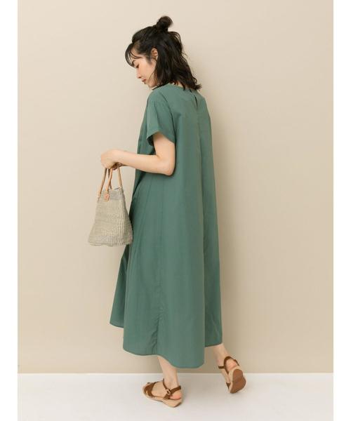 earth music&ecology(アースミュージックアンドエコロジー)の「Aラインクルーネックワンピース ●(ワンピース・レディース・ブラック/ダークグリーン/ベージュ/ブラウン・FREE)」の19枚目の写真