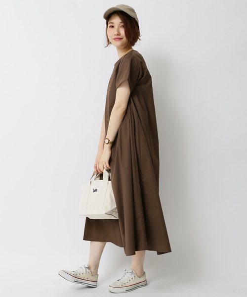 earth music&ecology(アースミュージックアンドエコロジー)の「Aラインクルーネックワンピース ●(ワンピース・レディース・ブラック/ダークグリーン/ベージュ/ブラウン・FREE)」の9枚目の写真