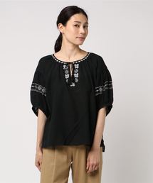 Te chichi�i�e�`�`�j�̌Ò��u�����u���E�X�i�V���c/�u���E�X�j�v