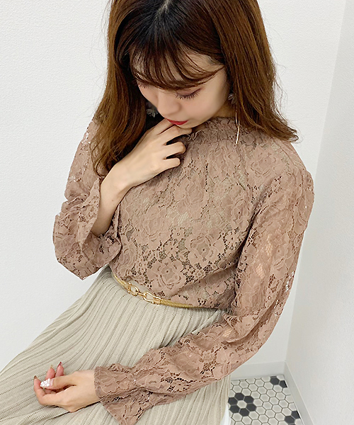 apres jour（アプレジュール）の「レースハイネックブラウス【ZOZOTOWN限定アイテム】（シャツ/ブラウス・レディース・ブラック/ベージュ/オフホワイト/モカ・フリー）」の3枚目の写真