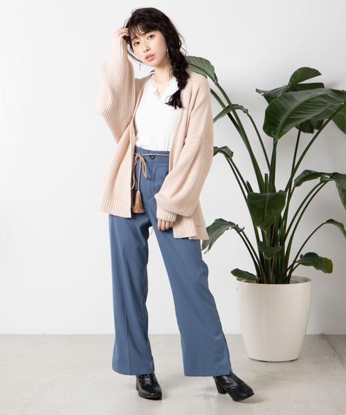 WEGO(ウィゴー)の「WEGO/フェイクスエードカラーパンツ(スラックス・レディース・グリーン/ライトベージュ/パープル/サックスブルー/イエロー/ダークブラウン/ブラック・FREE)」の12枚目の写真