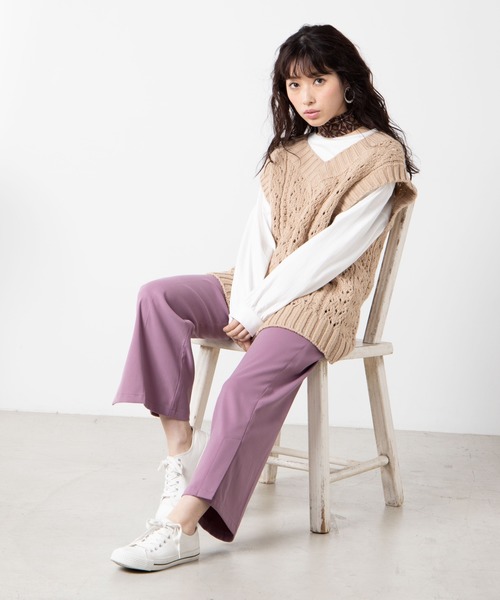 WEGO(ウィゴー)の「WEGO/フェイクスエードカラーパンツ(スラックス・レディース・グリーン/ライトベージュ/パープル/サックスブルー/イエロー/ダークブラウン/ブラック・FREE)」の9枚目の写真