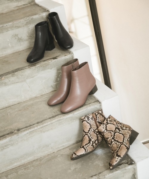 GLOBAL WORK（グローバルワーク）の「シナヤカフィットブーツ/860926（ブーツ・レディース・ブラック/モカ/パイソン・SMALL/MEDIUM/LARGE）」の6枚目の写真