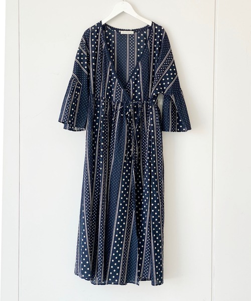 AMERICAN HOLIC（アメリカンホリック）の「カシュクール袖フレアガウンワンピース　＊〇（ワンピース・レディース・チャコールグレー/その他14/ブルー系その他3/その他9/ライトベージュ・FREE）」の15枚目の写真