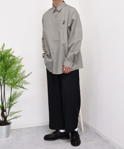 kutir（クティール）の「ワンポイントクマ刺繍シャツ（シャツ/ブラウス・メンズ・ダークブラウン/グレー/サックスブルー・MEDIUM/LARGE）」の10枚目の写真