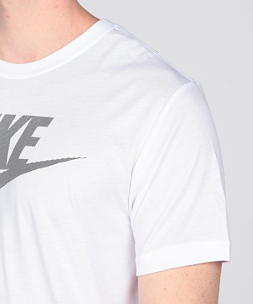 EN ROUTE（アンルート）の「NIKE TEE-26 O FUTURA STD（Tシャツ/カットソー・メンズ・ホワイト/ブラック・LARGE/SMALL/MEDIUM）」の4枚目の写真