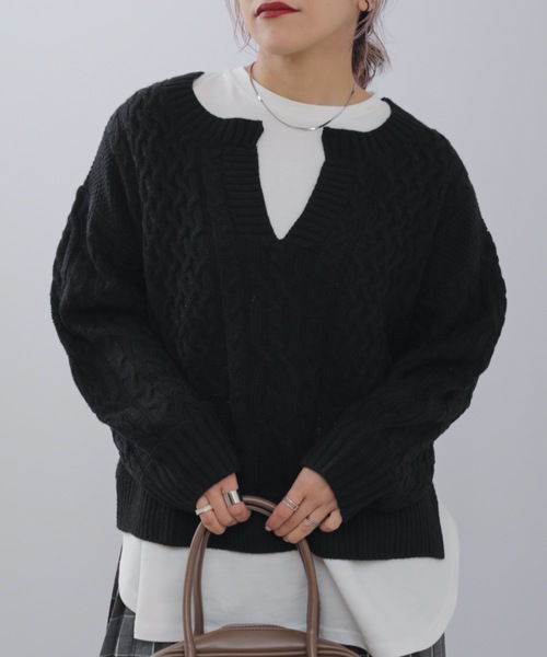 ap retro(アプレトロ)の「キーネックケーブルニットプルオーバー【ZOZOTOWN限定商品】(ニット/セーター・レディース・オフホワイト/ブラック/ダークグリーン/ブラウン/ベージュ/グレイッシュベージュ/ダークオレンジ・FREE)」の3枚目の写真