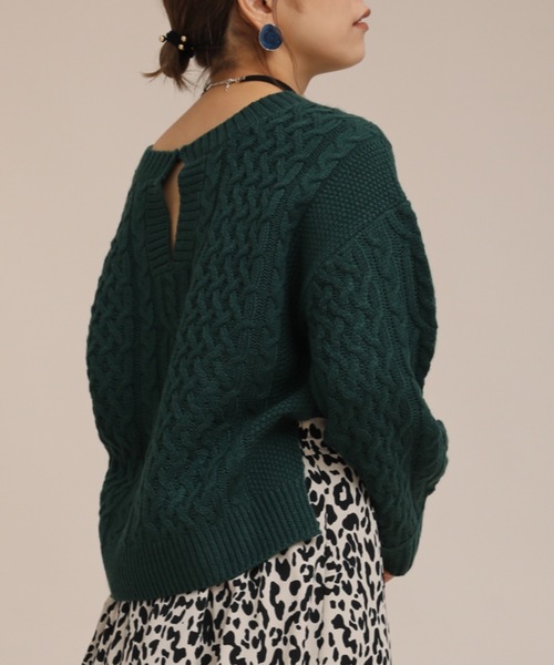 ap retro(アプレトロ)の「キーネックケーブルニットプルオーバー【ZOZOTOWN限定商品】(ニット/セーター・レディース・オフホワイト/ブラック/ダークグリーン/ブラウン/ベージュ/グレイッシュベージュ/ダークオレンジ・FREE)」の14枚目の写真