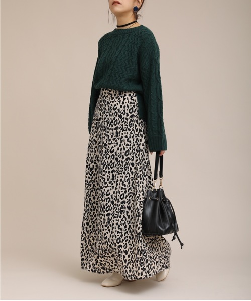 ap retro(アプレトロ)の「キーネックケーブルニットプルオーバー【ZOZOTOWN限定商品】(ニット/セーター・レディース・オフホワイト/ブラック/ダークグリーン/ブラウン/ベージュ/グレイッシュベージュ/ダークオレンジ・FREE)」の10枚目の写真