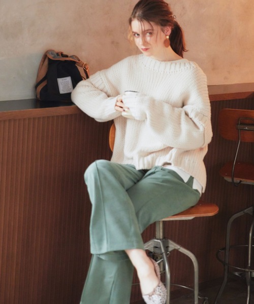 archives（アルシーヴ）の「バックリボンざっくりニット（ニット/セーター・レディース・ブラック/アイボリー/グレイッシュベージュ・MEDIUM）」の8枚目の写真