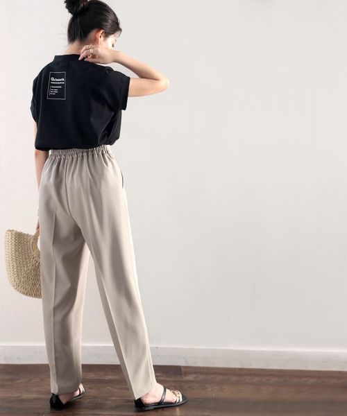 classicalelf(クラシカルエルフ)の「センタープレステーパードパンツ(スラックス・レディース・ブラック/モカ/ホワイト系その他/グレイッシュベージュ・SMALL/MEDIUM/LARGE/X-LARGE)」の8枚目の写真