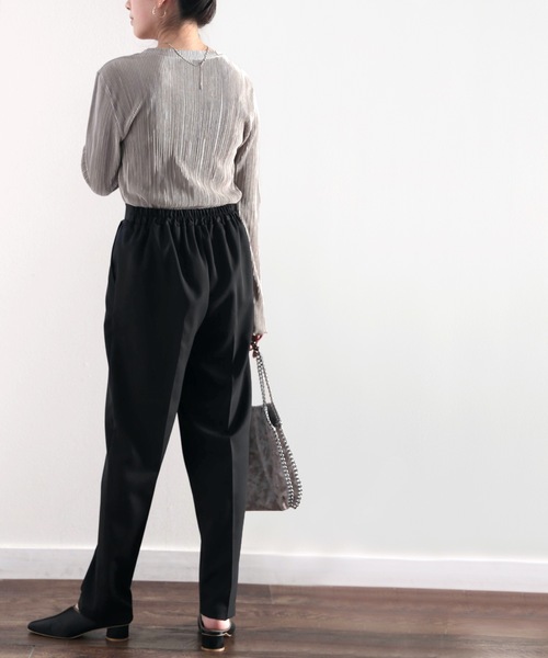 classicalelf(クラシカルエルフ)の「センタープレステーパードパンツ(スラックス・レディース・ブラック/モカ/ホワイト系その他/グレイッシュベージュ・SMALL/MEDIUM/LARGE/X-LARGE)」の11枚目の写真