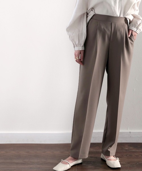 classicalelf(クラシカルエルフ)の「センタープレステーパードパンツ(スラックス・レディース・ブラック/モカ/ホワイト系その他/グレイッシュベージュ・SMALL/MEDIUM/LARGE/X-LARGE)」の12枚目の写真