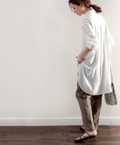 classicalelf(クラシカルエルフ)の「センタープレステーパードパンツ(スラックス・レディース・ブラック/モカ/ホワイト系その他/グレイッシュベージュ・SMALL/MEDIUM/LARGE/X-LARGE)」の16枚目の写真