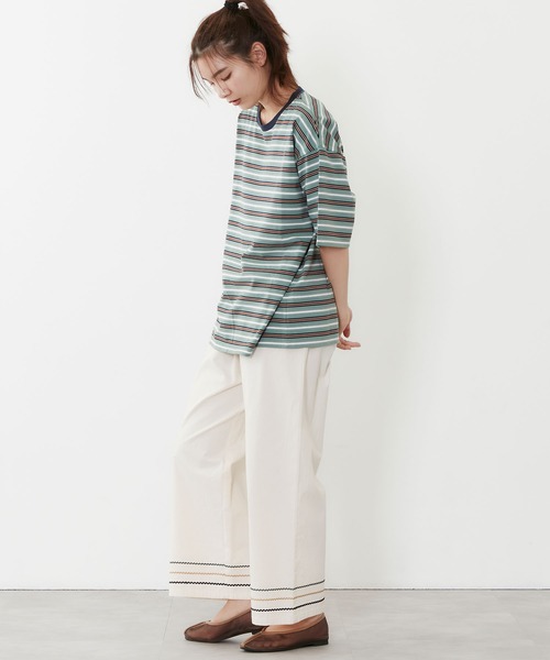 POU DOU DOU（プードゥドゥ）の「マルチボーダー オーバーサイズ Tee（Tシャツ/カットソー・レディース・ブルー/オフホワイト/ミント・3）」の14枚目の写真