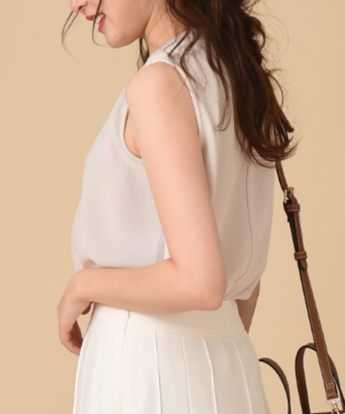 INTERPLANET（インタープラネット）の「オニカノコ前後異素材切替プルオーバー（Tシャツ/カットソー・レディース・ベージュ/グレイッシュベージュ/ネイビー・FREE）」の17枚目の写真