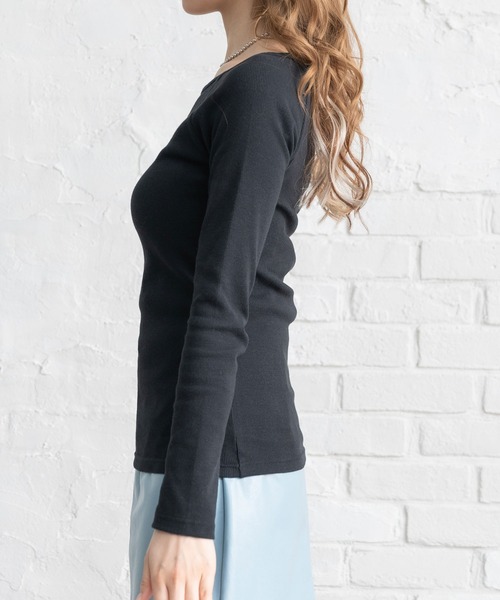 Newlyme（ニューリーミー）の「ボートネック長袖リブトップス（Tシャツ/カットソー・レディース・ホワイト/ブラック/ベージュ/ボルドー・MEDIUM/LARGE/X-LARGE/XX-LARGE）」の14枚目の写真