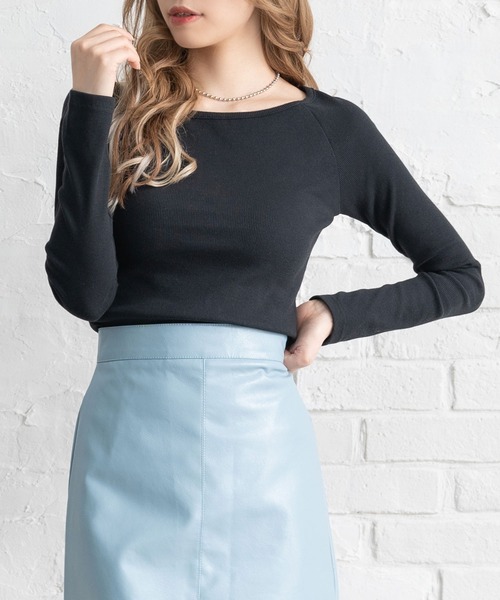 Newlyme（ニューリーミー）の「ボートネック長袖リブトップス（Tシャツ/カットソー・レディース・ホワイト/ブラック/ベージュ/ボルドー・MEDIUM/LARGE/X-LARGE/XX-LARGE）」の16枚目の写真