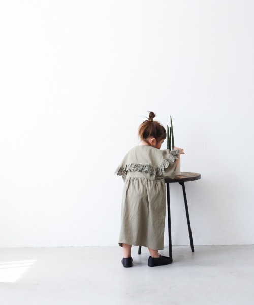 LOWRYS FARM（ローリーズファーム）の「コットンレースカラーワンピース　942859（ワンピース・キッズ・ブラック/カーキ/キナリ・110/140/120/150/130）」の10枚目の写真