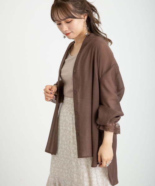 earth music&ecology（アースミュージックアンドエコロジー）の「袖レースシアーチュニック ＊（Tシャツ/カットソー・レディース・ベージュ/サックスブルー/ミント/ブラウン・FREE）」の2枚目の写真