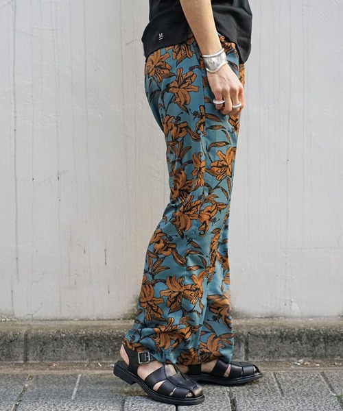 DROIT BELLO(ドロイトベロ)の「DROIT BELLO(ドロイトベロ)別注フラワープリントパンツ(その他パンツ・レディース・ホワイト/ブルー・FREE)」の20枚目の写真