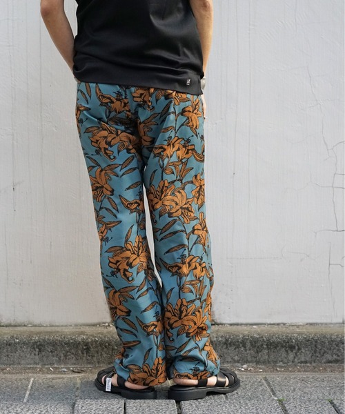 DROIT BELLO(ドロイトベロ)の「DROIT BELLO(ドロイトベロ)別注フラワープリントパンツ(その他パンツ・レディース・ホワイト/ブルー・FREE)」の21枚目の写真