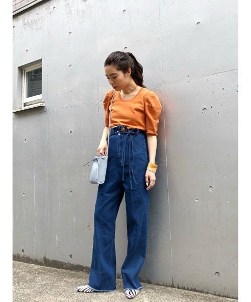 Kastane(カスタネ)の「紐付きアシメハイウエストパンツ(デニムパンツ・レディース・アイボリー/ブルー/サックスブルー・S/XS)」の15枚目の写真