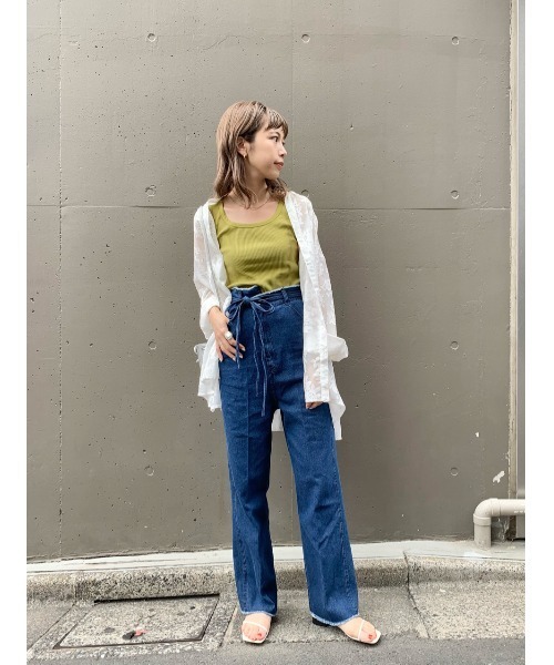 Kastane(カスタネ)の「紐付きアシメハイウエストパンツ(デニムパンツ・レディース・アイボリー/ブルー/サックスブルー・S/XS)」の16枚目の写真