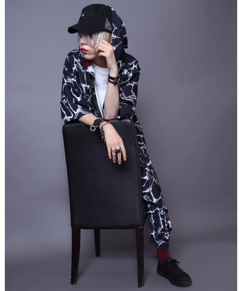 AFYF（エーエフワイエフ）の「【セットアップ対応】AFYF ICOND.B ZIP PARKA/ビッグシルエット イコン ダークベアー ZIPパーカー（パーカー・レディース・ブラック/ホワイト系その他/ブラック系その他・FREE）」の4枚目の写真