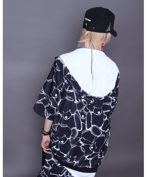 AFYF（エーエフワイエフ）の「【セットアップ対応】AFYF ICOND.B ZIP PARKA/ビッグシルエット イコン ダークベアー ZIPパーカー（パーカー・レディース・ブラック/ホワイト系その他/ブラック系その他・FREE）」の6枚目の写真