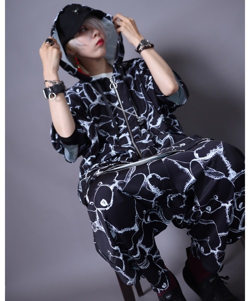 AFYF（エーエフワイエフ）の「【セットアップ対応】AFYF ICOND.B ZIP PARKA/ビッグシルエット イコン ダークベアー ZIPパーカー（パーカー・レディース・ブラック/ホワイト系その他/ブラック系その他・FREE）」の8枚目の写真