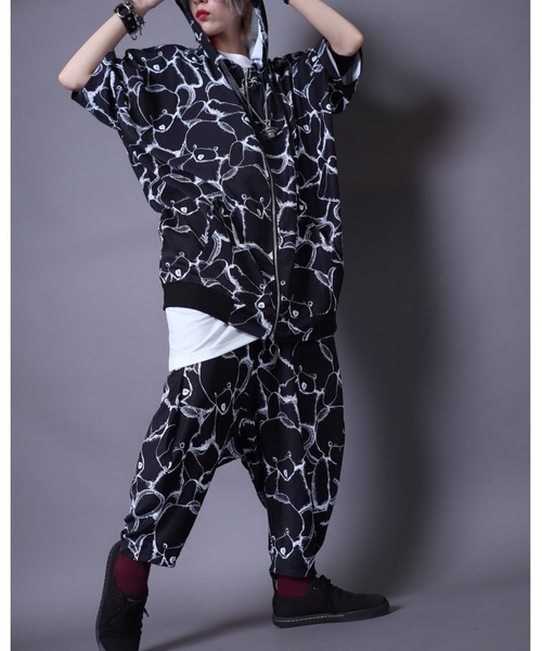 AFYF（エーエフワイエフ）の「【セットアップ対応】AFYF ICOND.B ZIP PARKA/ビッグシルエット イコン ダークベアー ZIPパーカー（パーカー・レディース・ブラック/ホワイト系その他/ブラック系その他・FREE）」の16枚目の写真