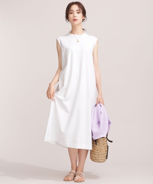 美品✨marinenonfeeノースリーブ ホワイト ワンピース 美品✨marinenonfeeノースリーブ ホワイト ワンピース 美品