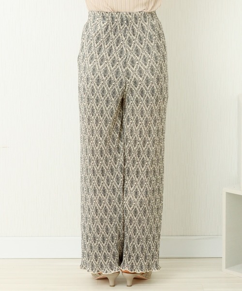 libelle more(リベル モア)の「カットスムース ダマスク柄クリスタルプリーツパンツ(その他パンツ・レディース・ブラック/オフホワイト・L/M)」の20枚目の写真