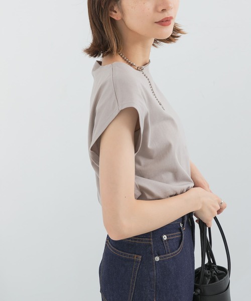 KBF(ケイビーエフ)の「フレンチスリーブTシャツ(Tシャツ/カットソー・レディース・ブラック/オフホワイト/グレー系その他/グリーン系その他・ONE)」の3枚目の写真