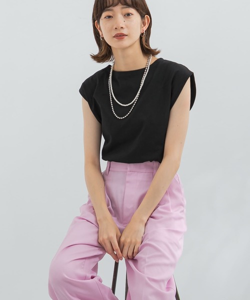 KBF(ケイビーエフ)の「フレンチスリーブTシャツ(Tシャツ/カットソー・レディース・ブラック/オフホワイト/グレー系その他/グリーン系その他・ONE)」の1枚目の写真